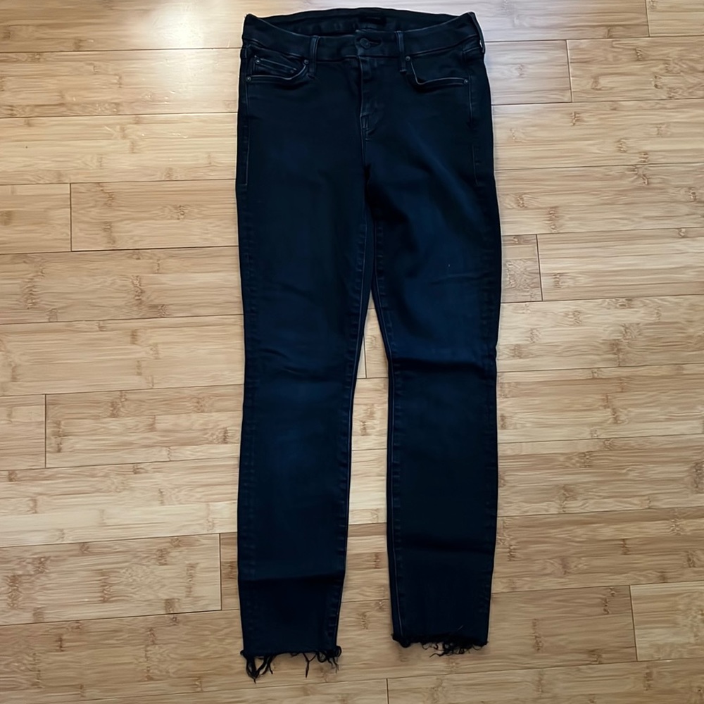Mother looker style skinny black jeans.